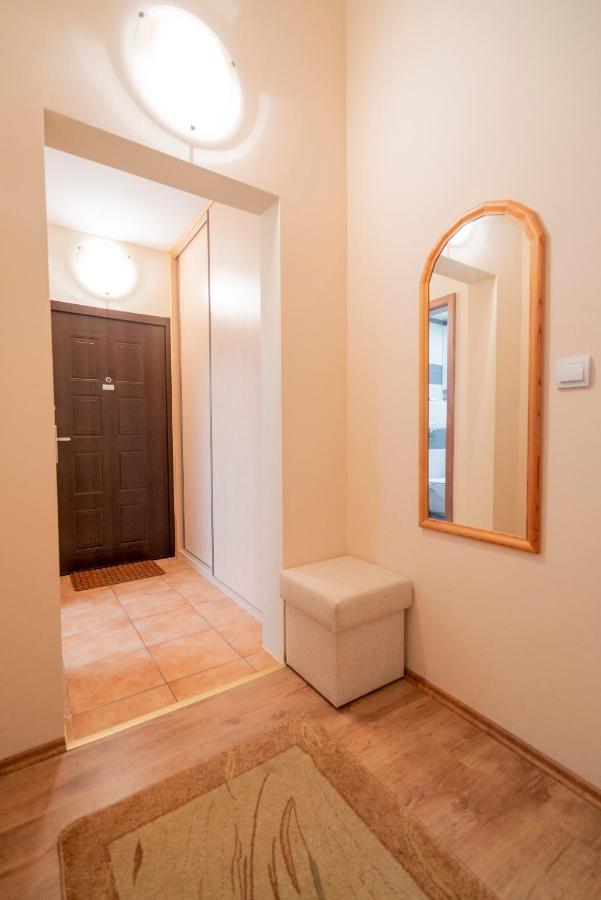 Apartment Ferdinand การ์โลวีวารี ภายนอก รูปภาพ