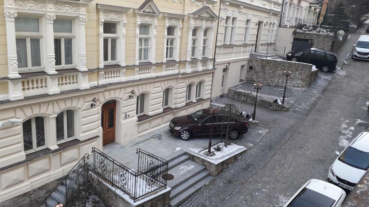Apartment Ferdinand การ์โลวีวารี ภายนอก รูปภาพ